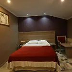 Mora Otel 3*