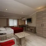 Otel Mora