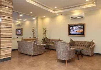 Mora Hotel 3*
