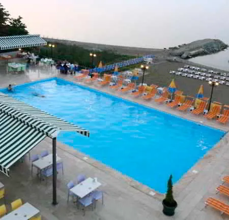 Hotel Mora