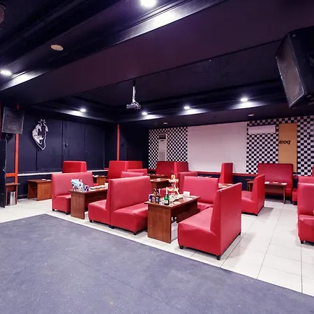 Mora Hotel 3*