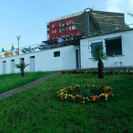 Mora Hotel 3*