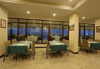 Hotel Mora 3*