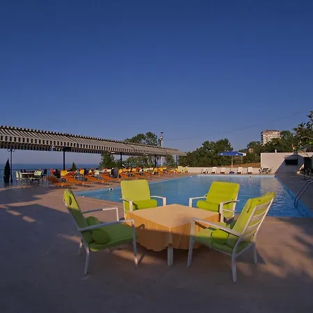 Hotel Mora