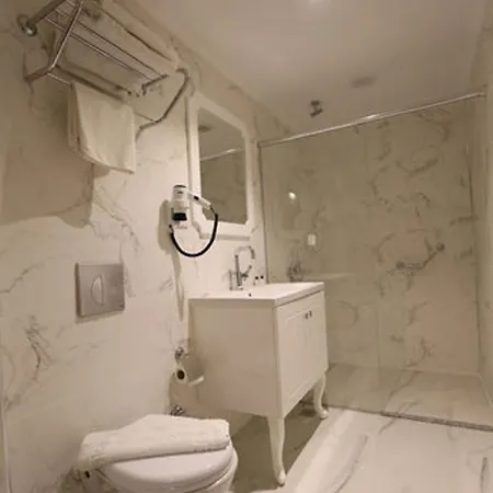 Mora Hotel
