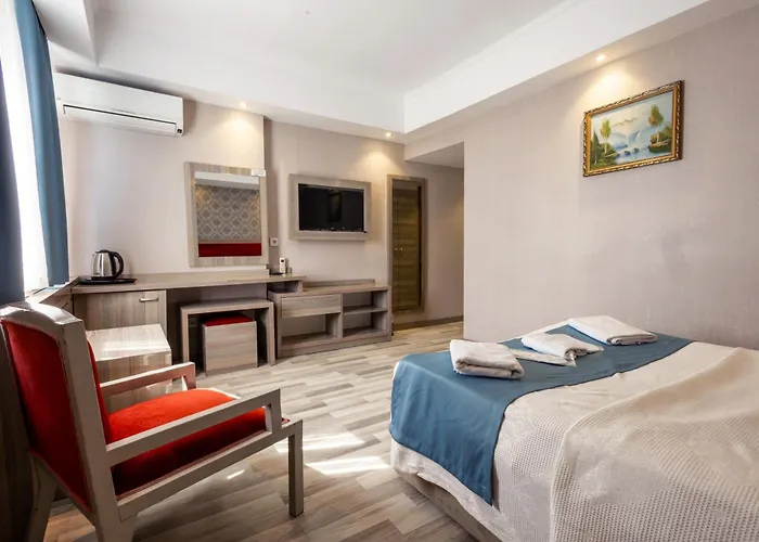 Mora Τραμπζόν